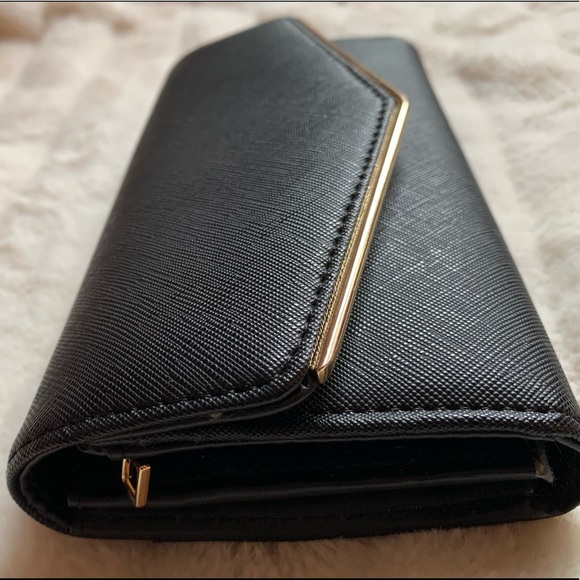 Black & gold wallet✨ - Picture 2 of 6